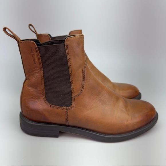 Vagabond Amina Brown Leather Chelsea Boots - Picture 3 of 12